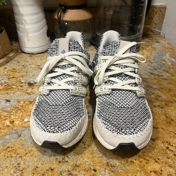 Adidas ultra boost prime green size 7 - Picture 2 of 9